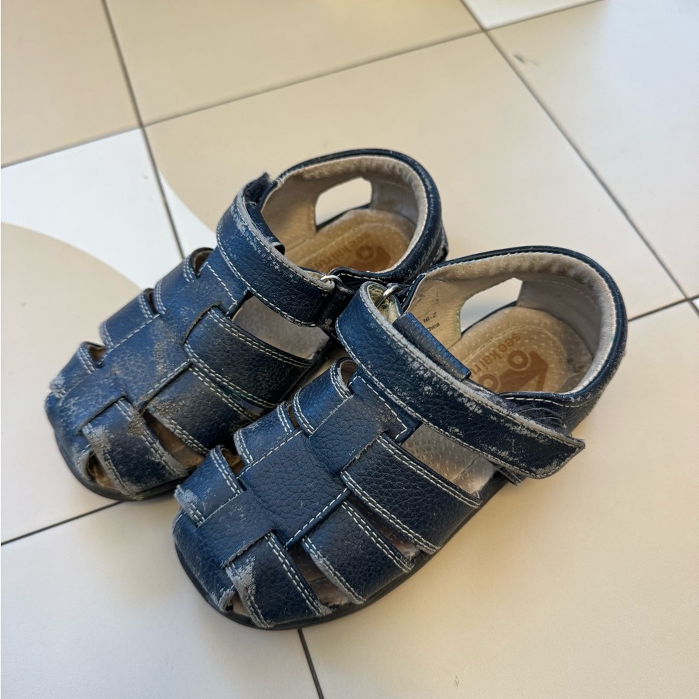 Kids Size 9.5 sandals